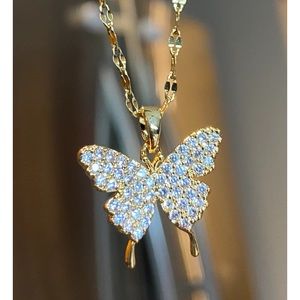18k gold Butterfly